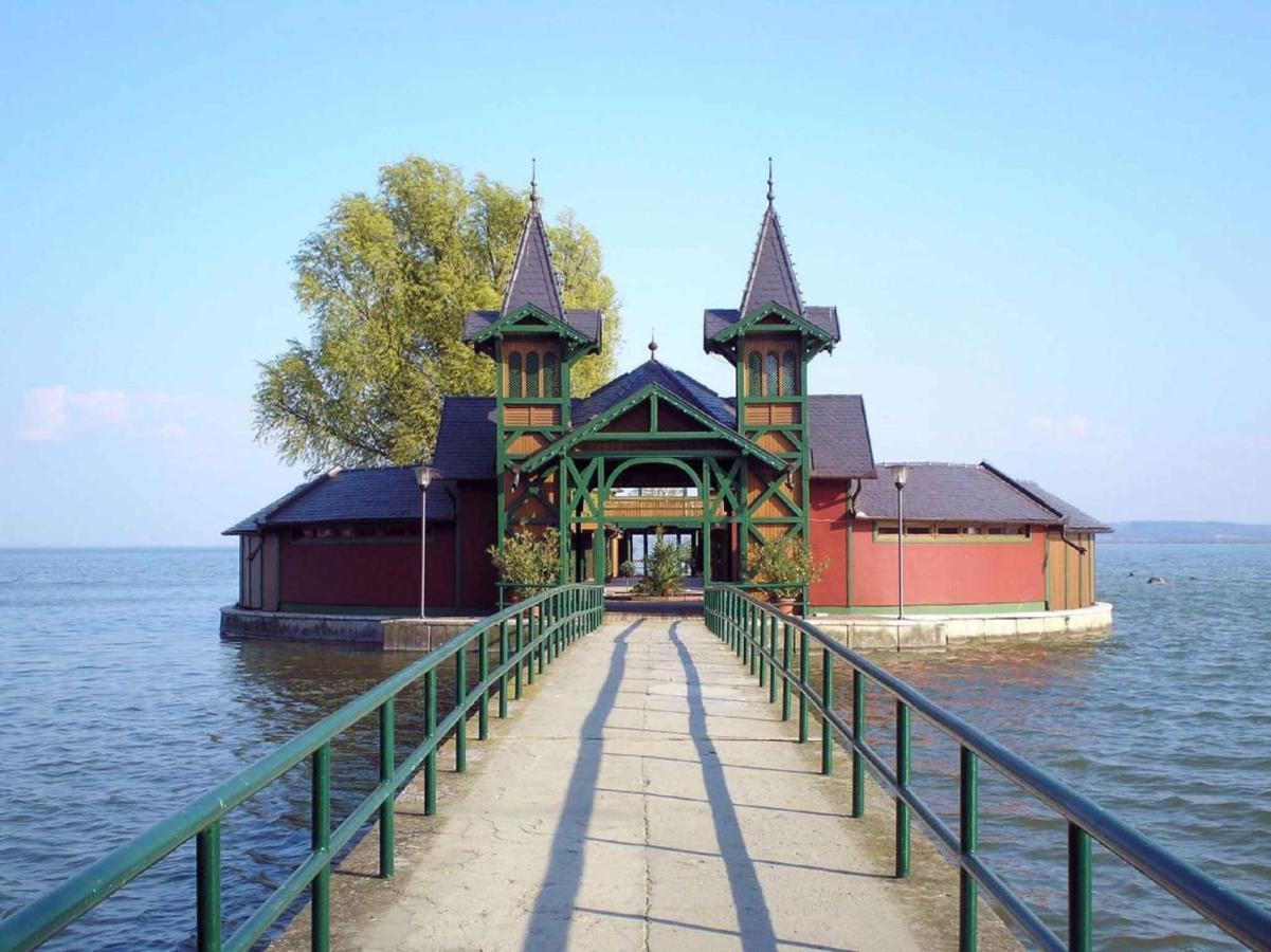 Holiday home in Keszthely/Balaton 39648 Kültér fotó