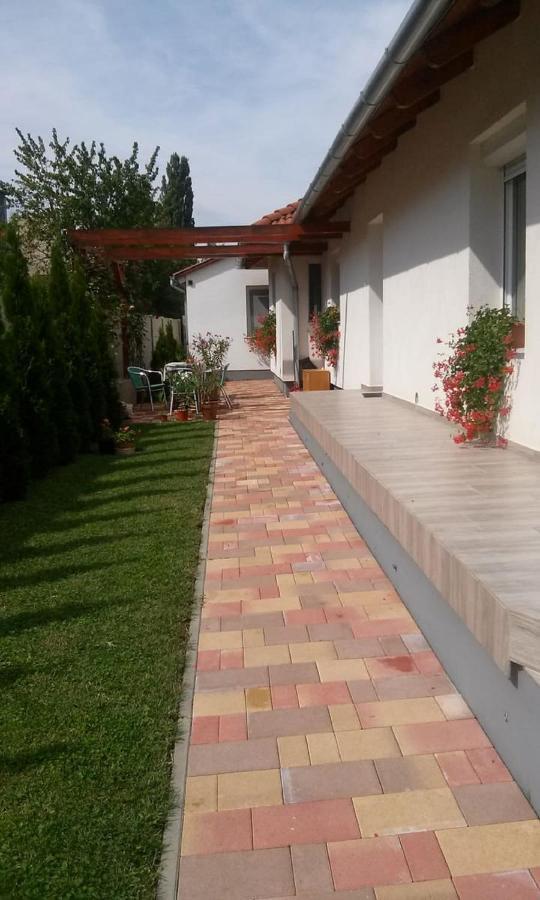 Holiday home in Keszthely/Balaton 39648 Kültér fotó